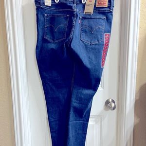 Levi’s 311 Shaping Skinny - New with tags - Size 14s / w32 L30 - Smoke Free home